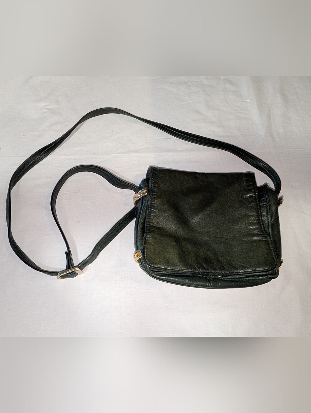 Vintage Deep Green Leather Bag With Gold Detail